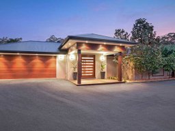 contemporary-pivot-door-entries-78