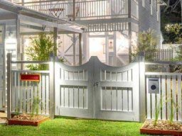 traditional-gates-10