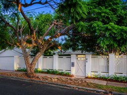 traditional-gates-28